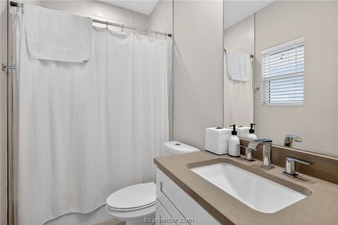 Tiny photo for 297 Estates Circle, College Station, TX 77840 (MLS # 26005332)