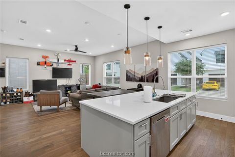 Tiny photo for 297 Estates Circle, College Station, TX 77840 (MLS # 26005332)