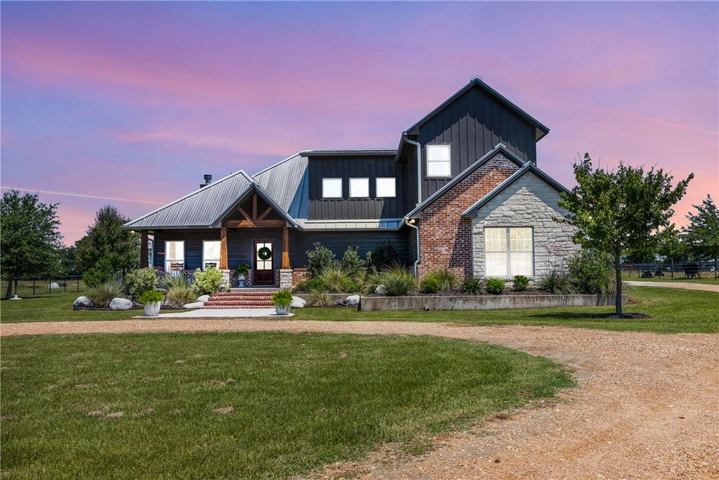 Photo of 1801 County Road 216, Caldwell, TX 77836 (MLS # 26006586)