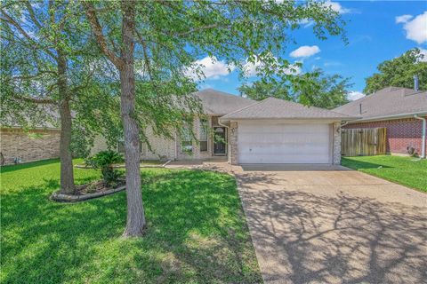Photo of 1453 Fincastle Loop, College Station, TX 77845 (MLS # 26005896)
