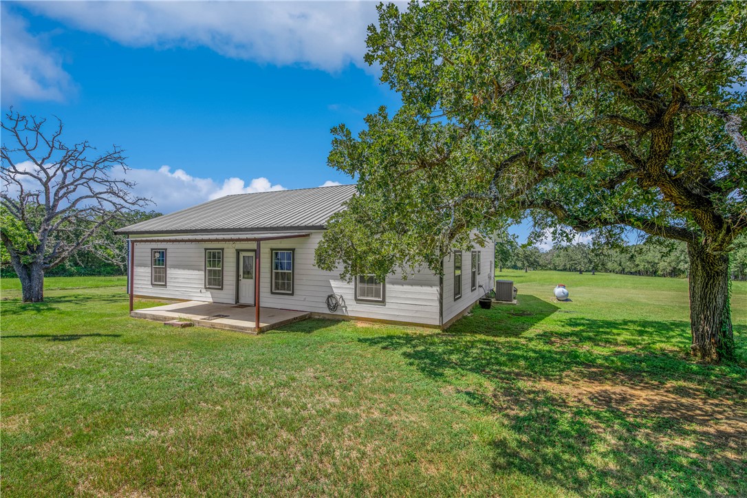 6899 E Hwy 79 Highway