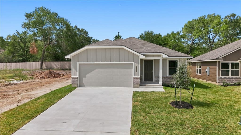 Photo of 1641 Lucky Street, Bryan, TX 77803 (MLS # 26010017)
