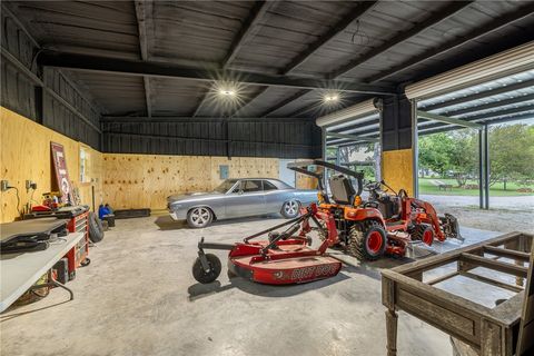 Tiny photo for 455 Post Oak Court, Caldwell, TX 77836 (MLS # 26002683)