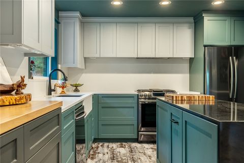 Tiny photo for 455 Post Oak Court, Caldwell, TX 77836 (MLS # 26002683)