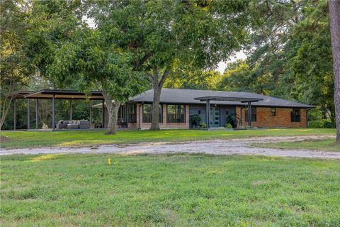 Tiny photo for 455 Post Oak Court, Caldwell, TX 77836 (MLS # 26002683)