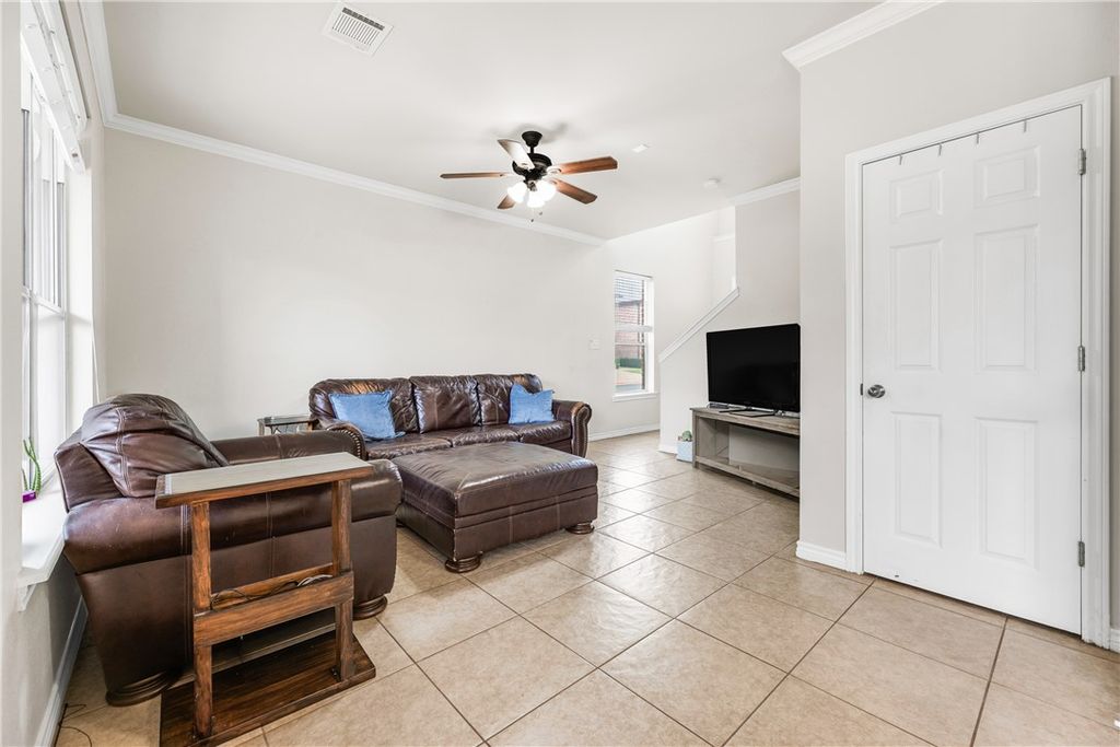 Photo of 1425 W Villa Maria Road #1004, Bryan, TX 77801 (MLS # 26005716)