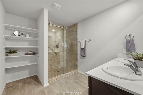 Tiny photo for 8004 Front Nine Lane, Navasota, TX 77868 (MLS # 26003229)