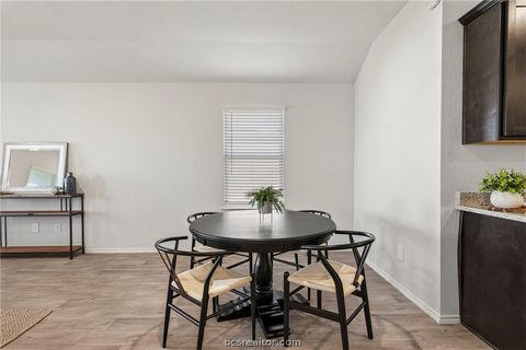 Tiny photo for 8004 Front Nine Lane, Navasota, TX 77868 (MLS # 26003229)