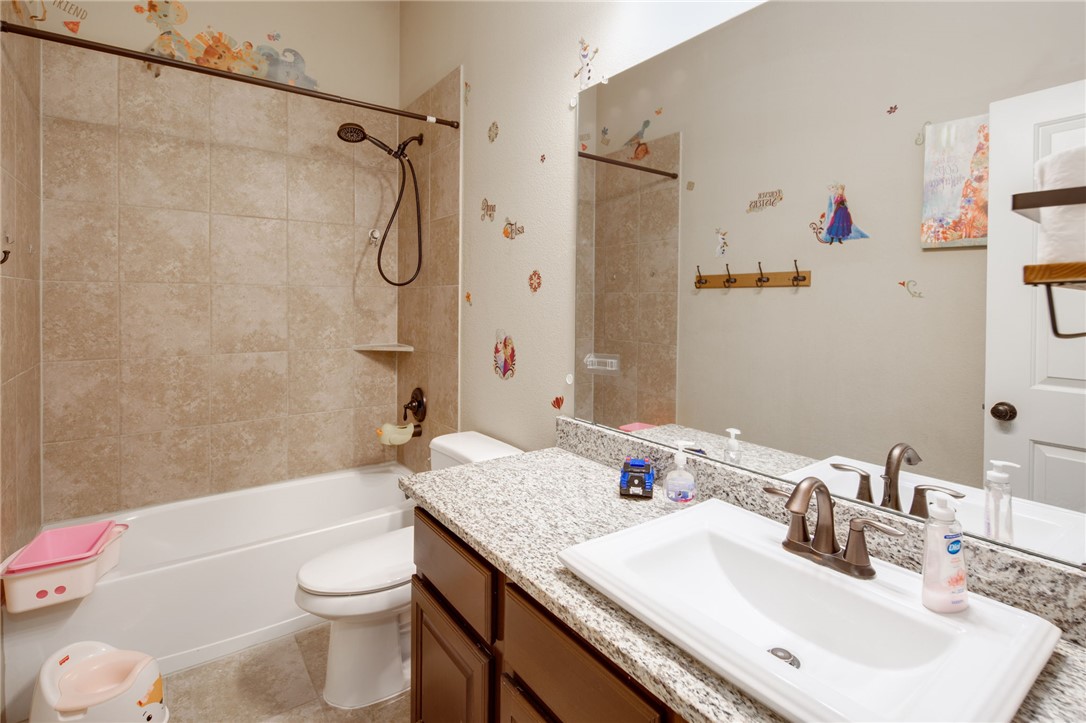 College Station, Texas 77845, United States, 5 Bedrooms Bedrooms, ,4 BathroomsBathrooms,Residential,Active,77628