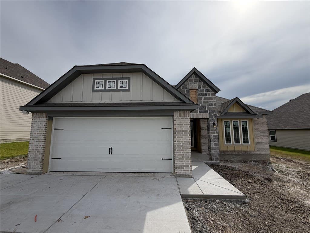 Photo of 2209 Autumn Lake Drive, Bryan, TX 77807 (MLS # 26010285)