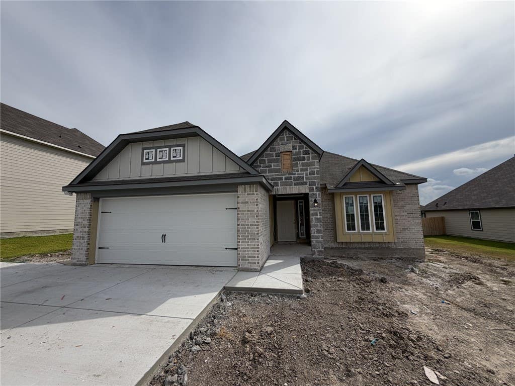 Photo of 2209 Autumn Lake Drive, Bryan, TX 77807 (MLS # 26010285)