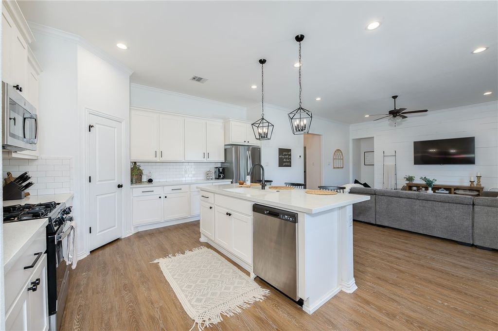 Photo of 6344 Spartan Drive, College Station, TX 77845 (MLS # 26004094)