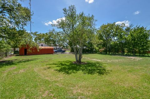 Tiny photo for 404 W Main Street St, Bellville, TX 77418 (MLS # 26003899)