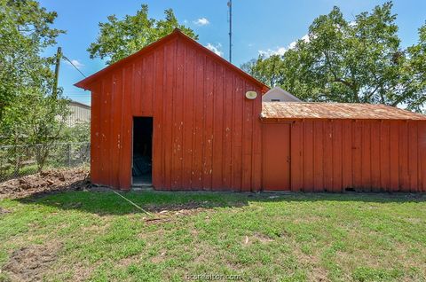 Tiny photo for 404 W Main Street St, Bellville, TX 77418 (MLS # 26003899)