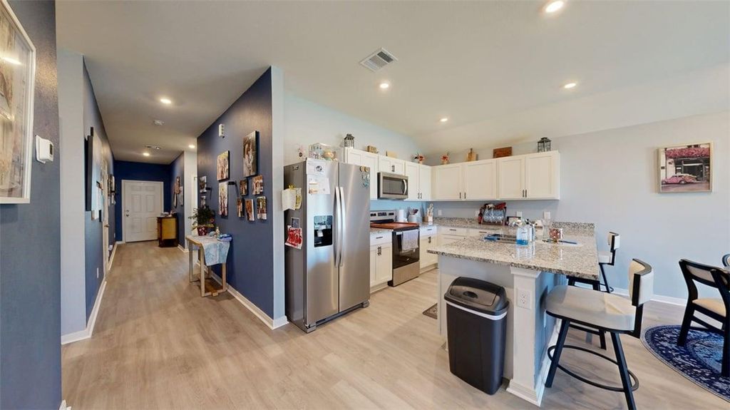 Photo of 6021 Toby Bend Bnd, Bryan, TX 77807 (MLS # 26004263)