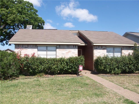 Photo of 815 Camellia Court, College Station, TX 77840 (MLS # 26009806)