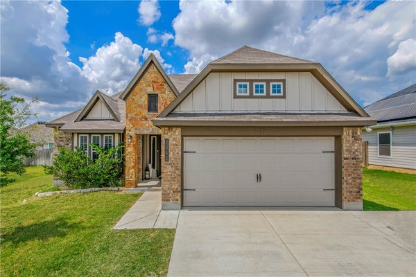 2062 VIVA RD, BRYAN, TX 77807 - Image d53d76261b57550f5bc9df79c9a9c8d3/3520562566