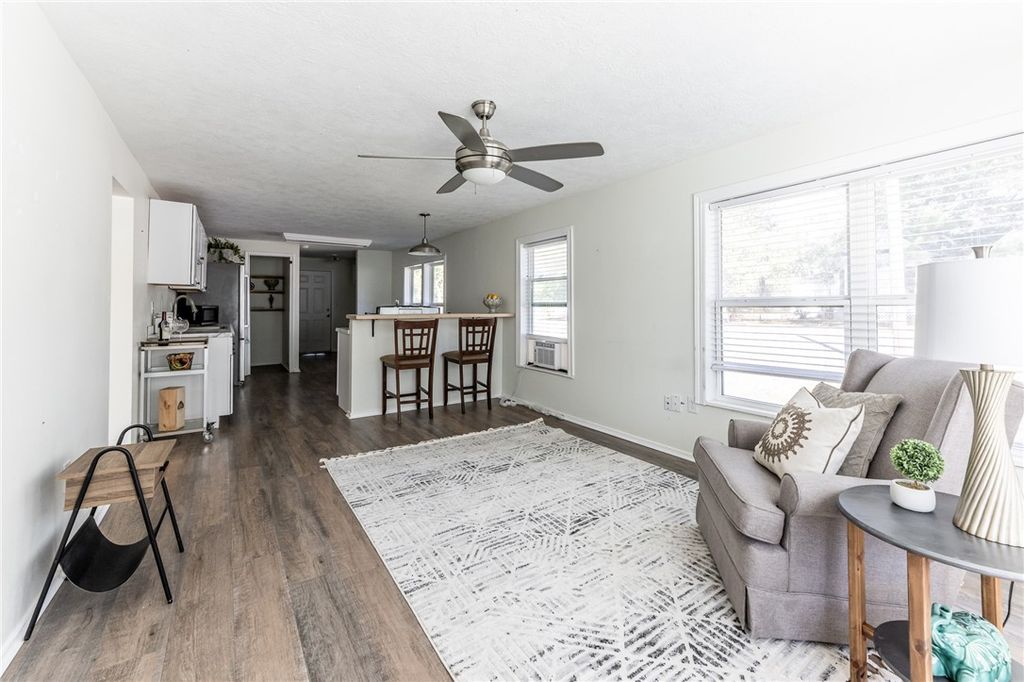 Photo of 1117 Sycamore Street, Navasota, TX 77868 (MLS # 25011753)