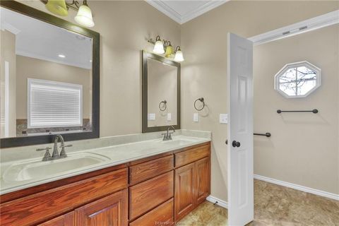 Tiny photo for 22 Golfview Drive, Hilltop Lakes, TX 77871 (MLS # 26000967)