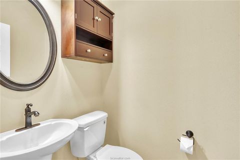 Tiny photo for 22 Golfview Drive, Hilltop Lakes, TX 77871 (MLS # 26000967)