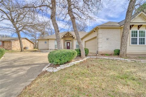 Tiny photo for 22 Golfview Drive, Hilltop Lakes, TX 77871 (MLS # 26000967)