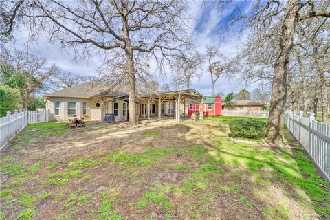 Tiny photo for 22 Golfview Drive, Hilltop Lakes, TX 77871 (MLS # 26000967)