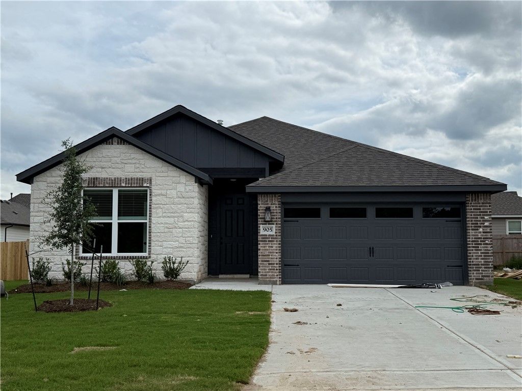 Photo of 905 Fork Court, College Station, TX 77845 (MLS # 26005437)