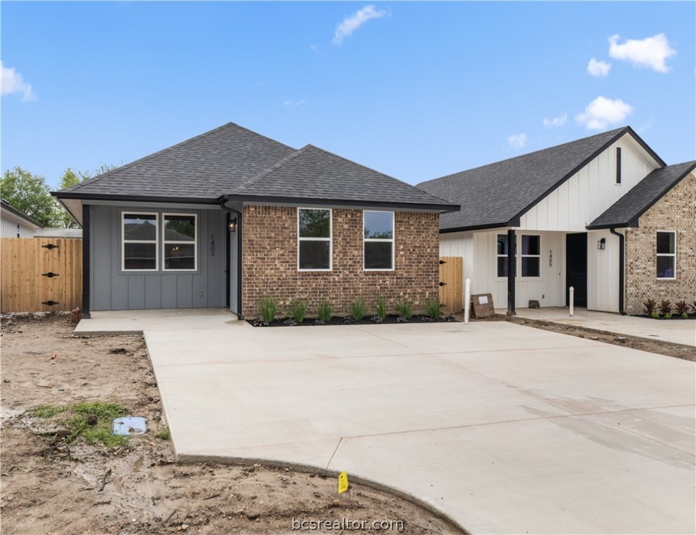 Bryan, Texas 77808, United States, 3 Bedrooms Bedrooms, ,2 BathroomsBathrooms,Residential,Pending,61866
