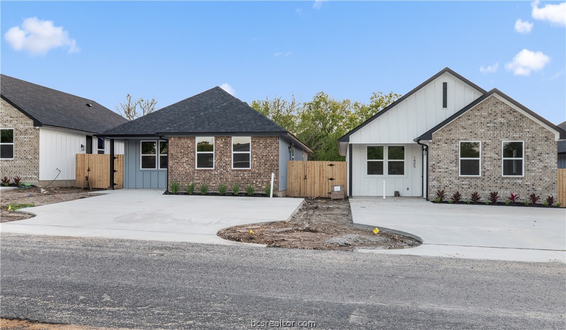 Bryan, Texas 77808, United States, 3 Bedrooms Bedrooms, ,2 BathroomsBathrooms,Residential,Pending,61866