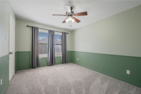 Tiny photo for 4018 Kenwood Drive, Bryan, TX 77802 (MLS # 26001540)