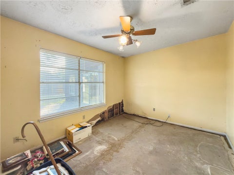 Tiny photo for 4404 Robinhood Circle, Bryan, TX 77803 (MLS # 26012642)
