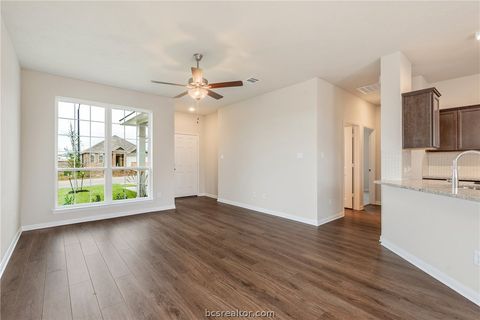 Tiny photo for 218 Cross Lane, Caldwell, TX 77836 (MLS # 26006272)
