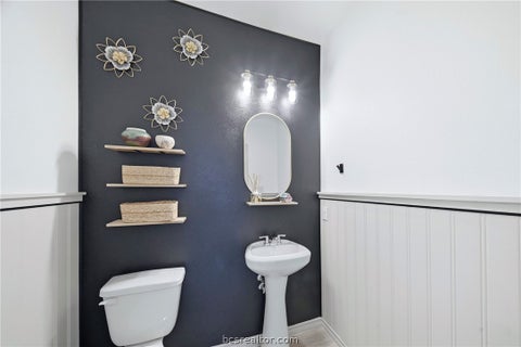 Tiny photo for 6306 Darlington Avenue, College Station, TX 77845 (MLS # 26011255)