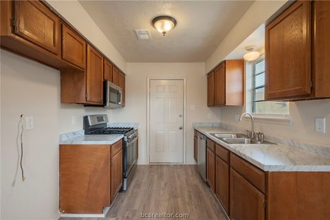 Tiny photo for 4752 Brompton Lane, Bryan, TX 77802 (MLS # 26001961)