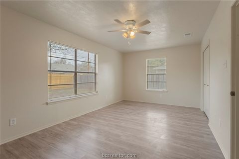 Tiny photo for 4752 Brompton Lane, Bryan, TX 77802 (MLS # 26001961)