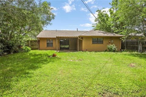 Tiny photo for 4305 Woodbriar Drive, Bryan, TX 77802 (MLS # 26005056)