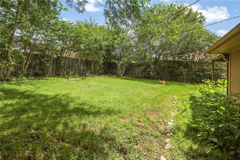 Tiny photo for 4305 Woodbriar Drive, Bryan, TX 77802 (MLS # 26005056)