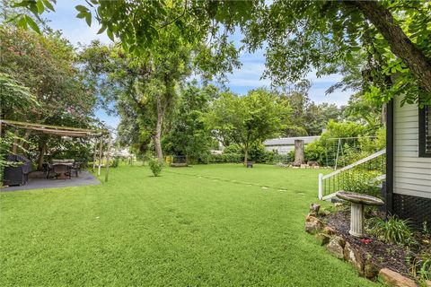 Tiny photo for 305 W Alamo Street, Brenham, TX 77833 (MLS # 26002190)