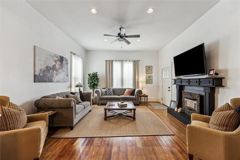 Tiny photo for 305 W Alamo Street, Brenham, TX 77833 (MLS # 26002190)