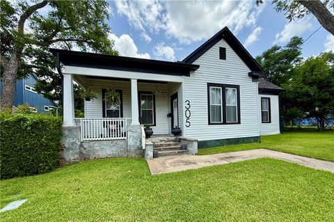 Tiny photo for 305 W Alamo Street, Brenham, TX 77833 (MLS # 26002190)