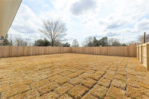 Tiny photo for 207 Lock Lane, Bryan, TX 77803 (MLS # 26002110)
