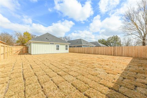 Tiny photo for 207 Lock Lane, Bryan, TX 77803 (MLS # 26002110)