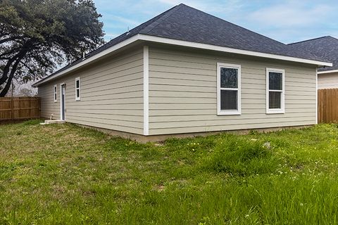 Tiny photo for 803 Hall St Street, Bryan, TX 77803 (MLS # 25012018)