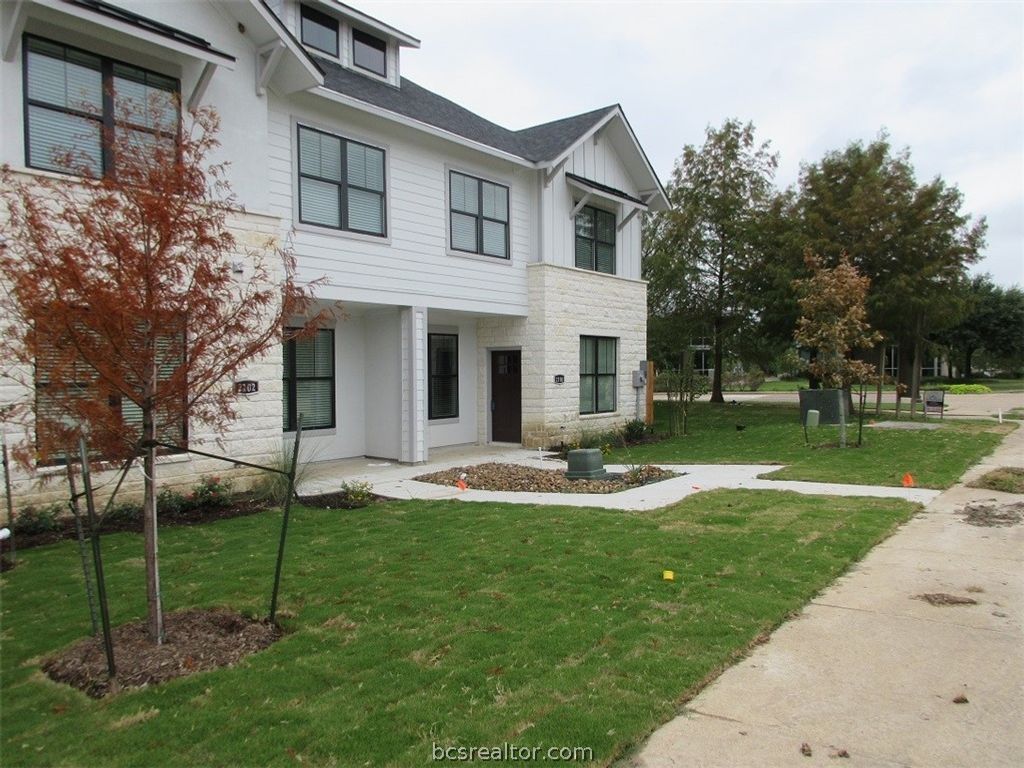 Photo of 2102 Crescent Pointe Parkway, College Station, TX 77845 (MLS # 26005135)