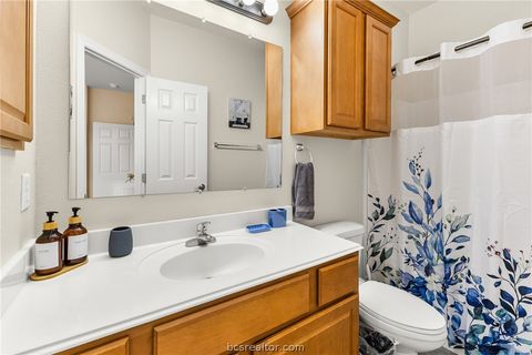 Tiny photo for 305 Holleman Drive E #1307, College Station, TX 77840 (MLS # 26003644)