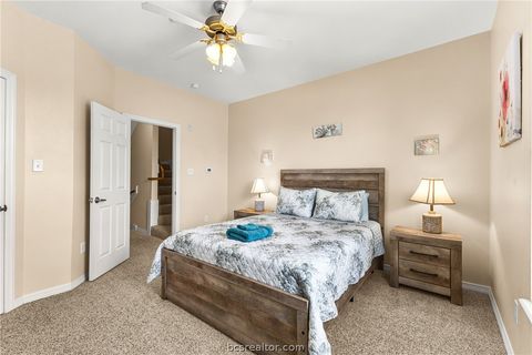 Tiny photo for 305 Holleman Drive E #1307, College Station, TX 77840 (MLS # 26003644)