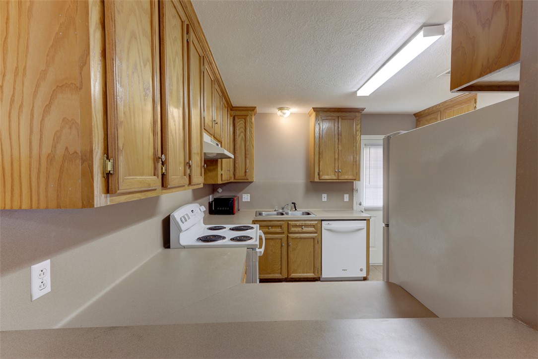 College Station, Texas 77840, United States, 3 Bedrooms Bedrooms, ,2 BathroomsBathrooms,Residential,Active,174595