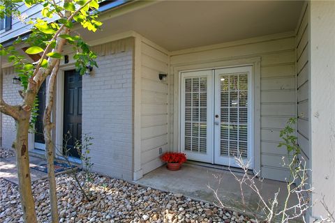 Tiny photo for 1409 Airline Drive Dr #B, College Station, TX 77845 (MLS # 25011174)