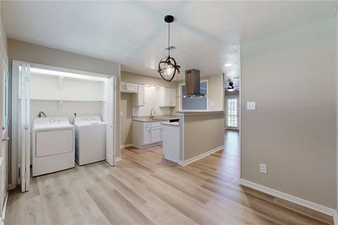 Tiny photo for 1409 Airline Drive Dr #B, College Station, TX 77845 (MLS # 25011174)