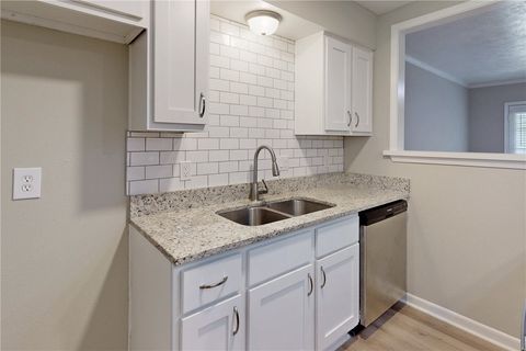 Tiny photo for 1409 Airline Drive Dr #B, College Station, TX 77845 (MLS # 25011174)